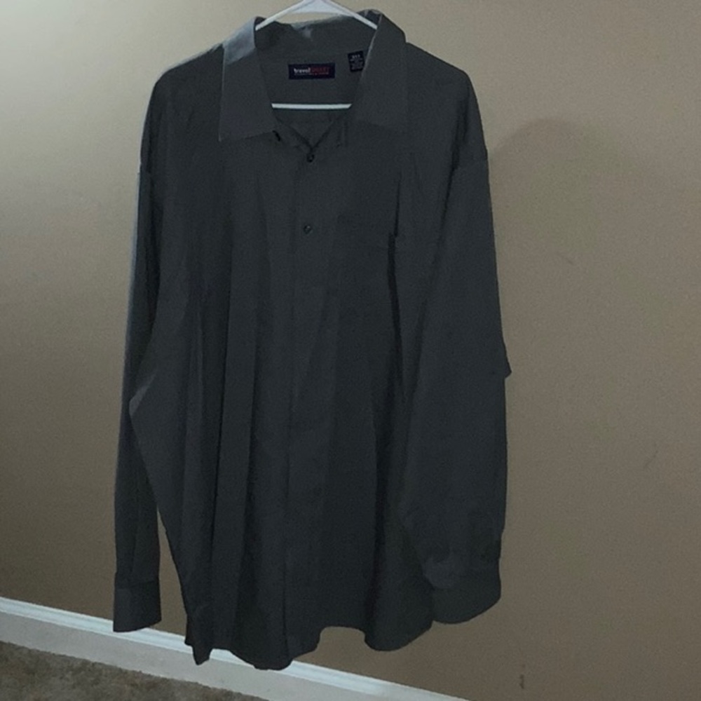 Roundtree & Yorke Travel Smart Gray Shirt